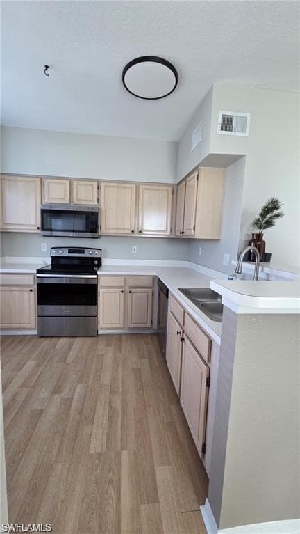 23520 Walden Center DR 308-4