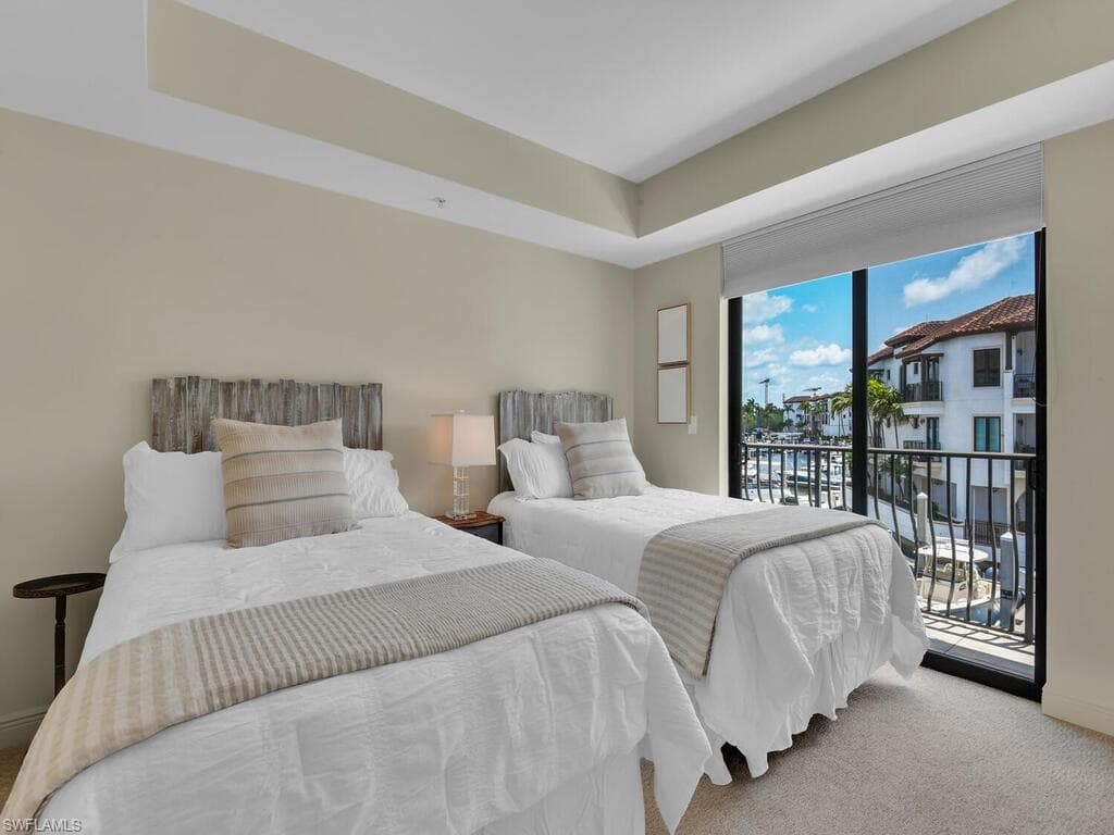 1490 5th AVE S 200A-26