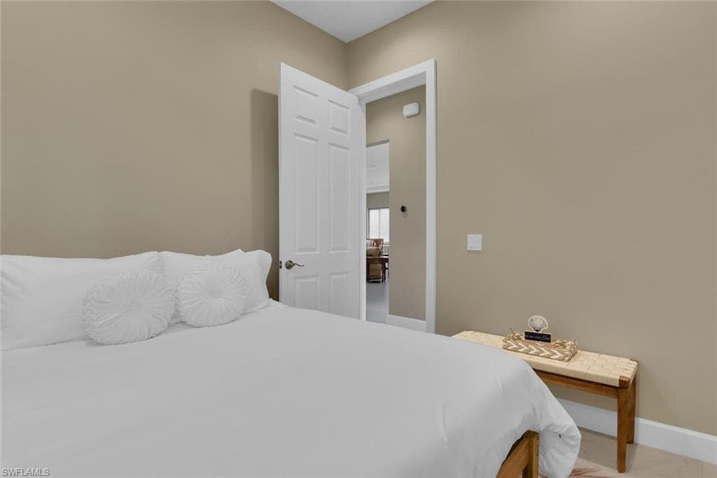 3254 Lakeview DR-18