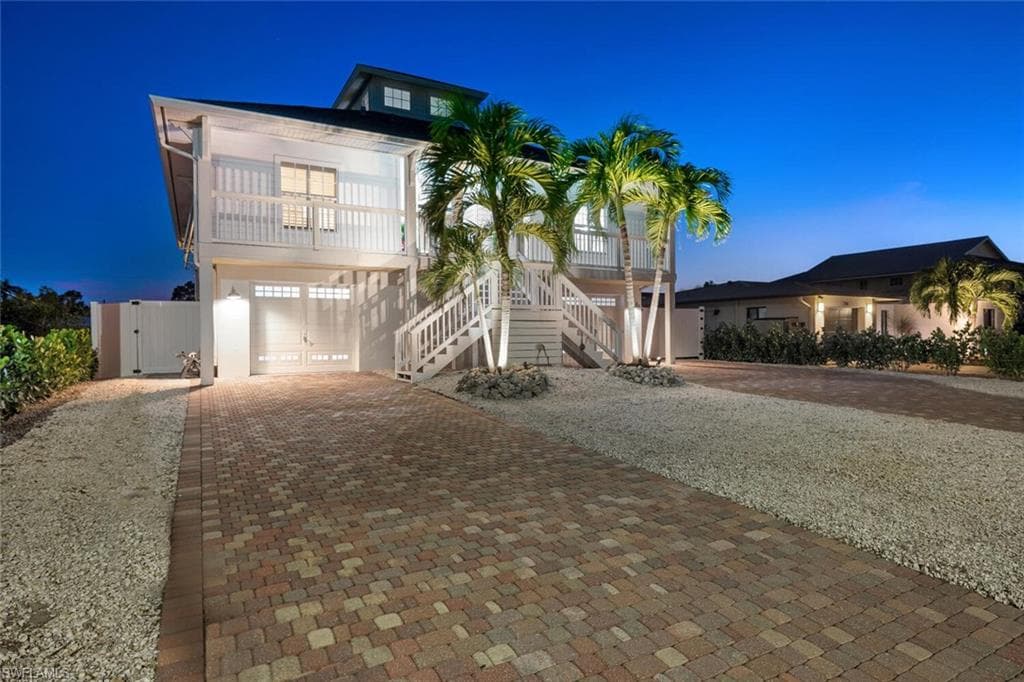 2736 Gulfview DR-26