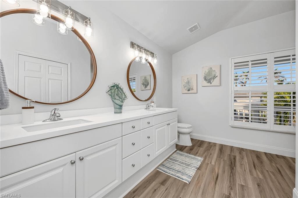 2736 Gulfview DR-14