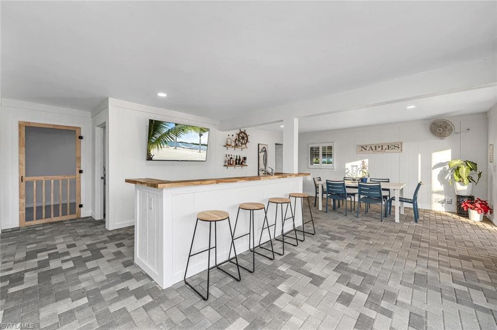 2736 Gulfview DR-21