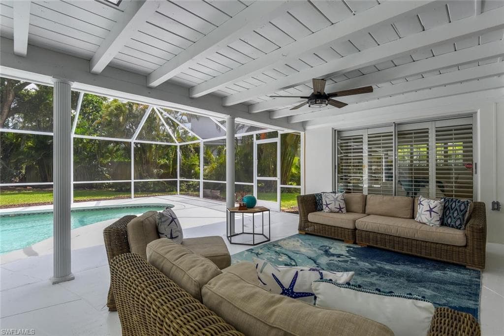 740 Park Shore DR-29