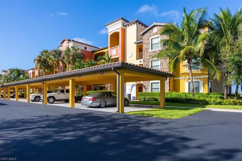 17981 Bonita National BLVD 711-1