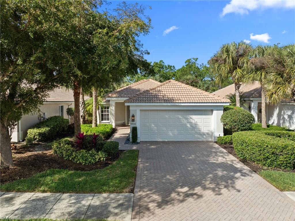 9974 Horse Creek RD-38