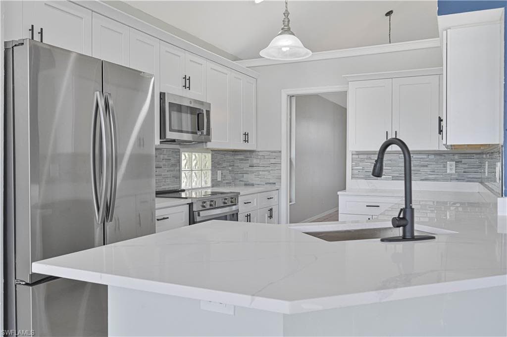 17911 Bermuda Dunes DR-23