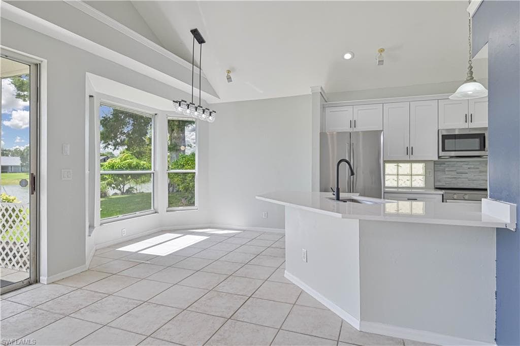 17911 Bermuda Dunes DR-18