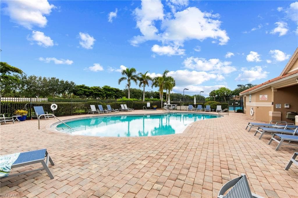 26351 Stonewall LN-23