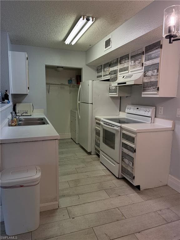12520 Equestrian CIR 306-2