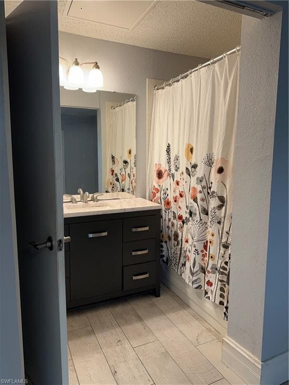12520 Equestrian CIR 306-8