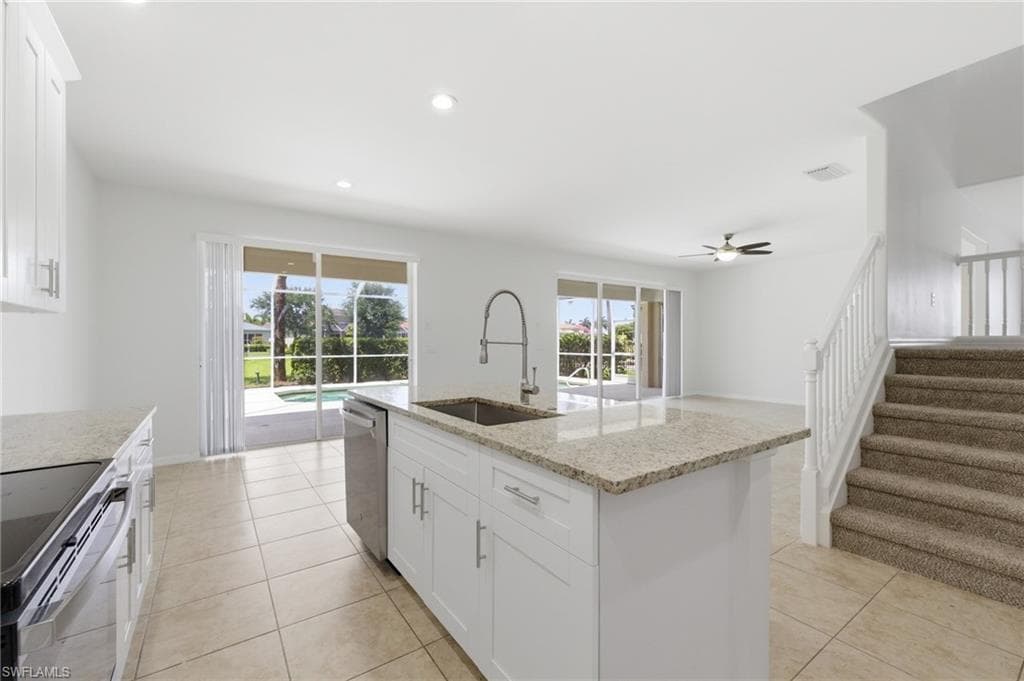 2639 Bellingham CT-13