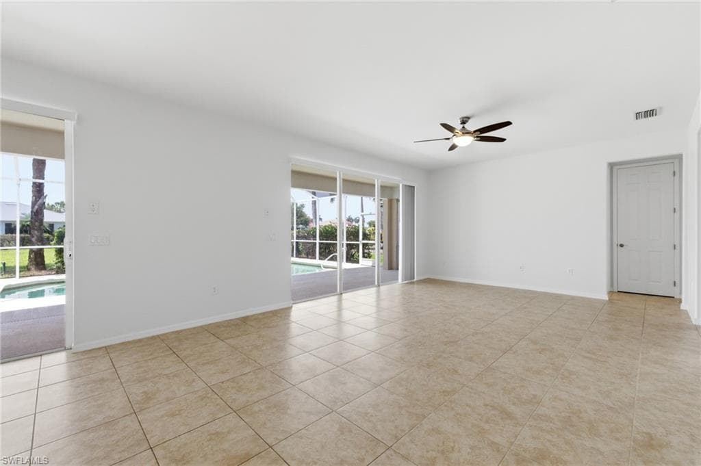 2639 Bellingham CT-17