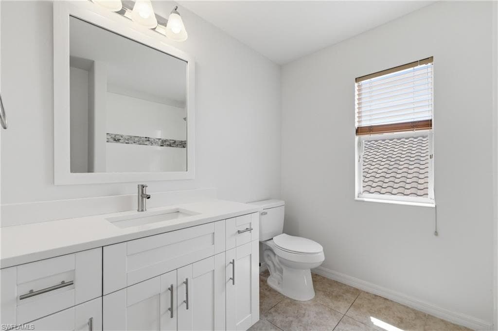 2639 Bellingham CT-22