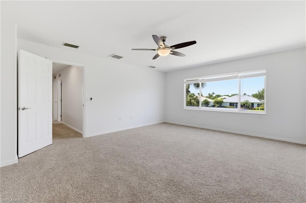 2639 Bellingham CT-33
