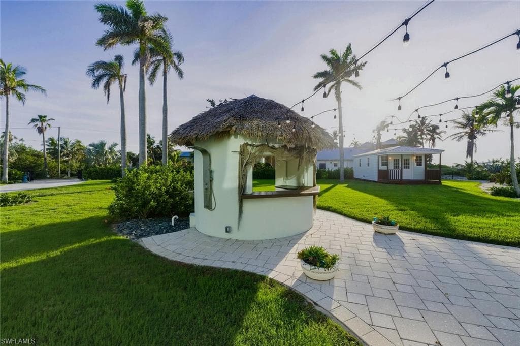 7660 Bocilla LN-8