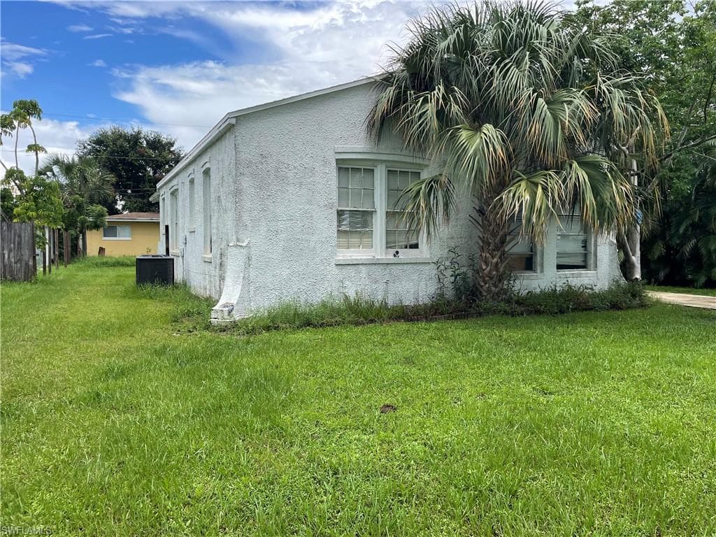 3835 Lake ST-1