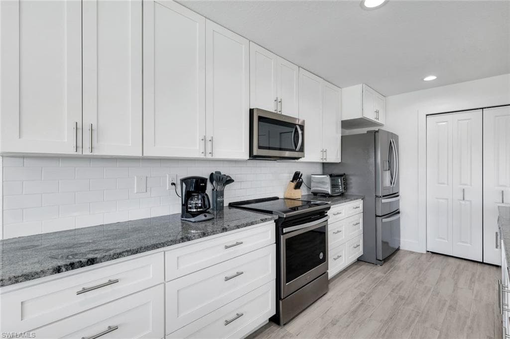 6053 Montego Bay LOOP-17