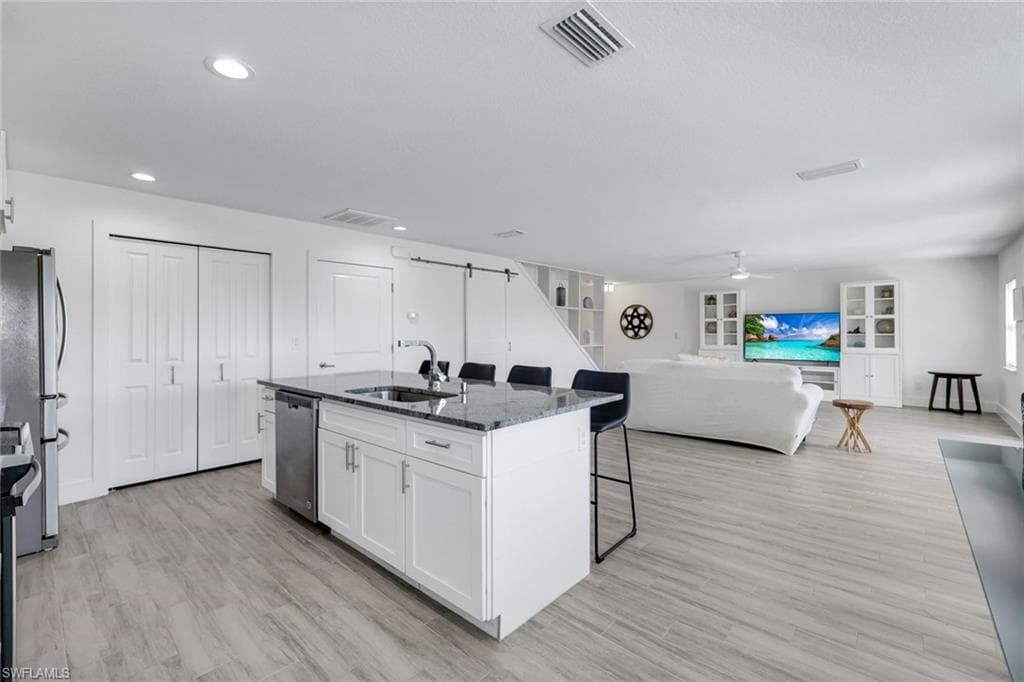 6053 Montego Bay LOOP-16