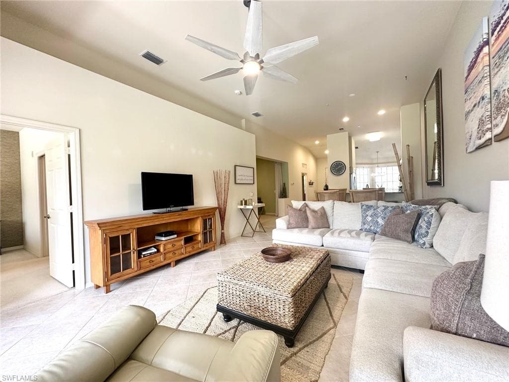 11041 Corsia Trieste WAY 204-16
