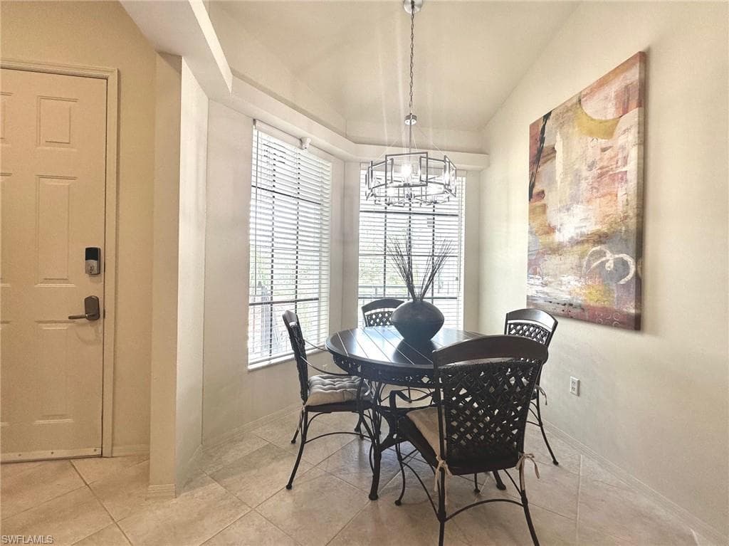 11041 Corsia Trieste WAY 204-7