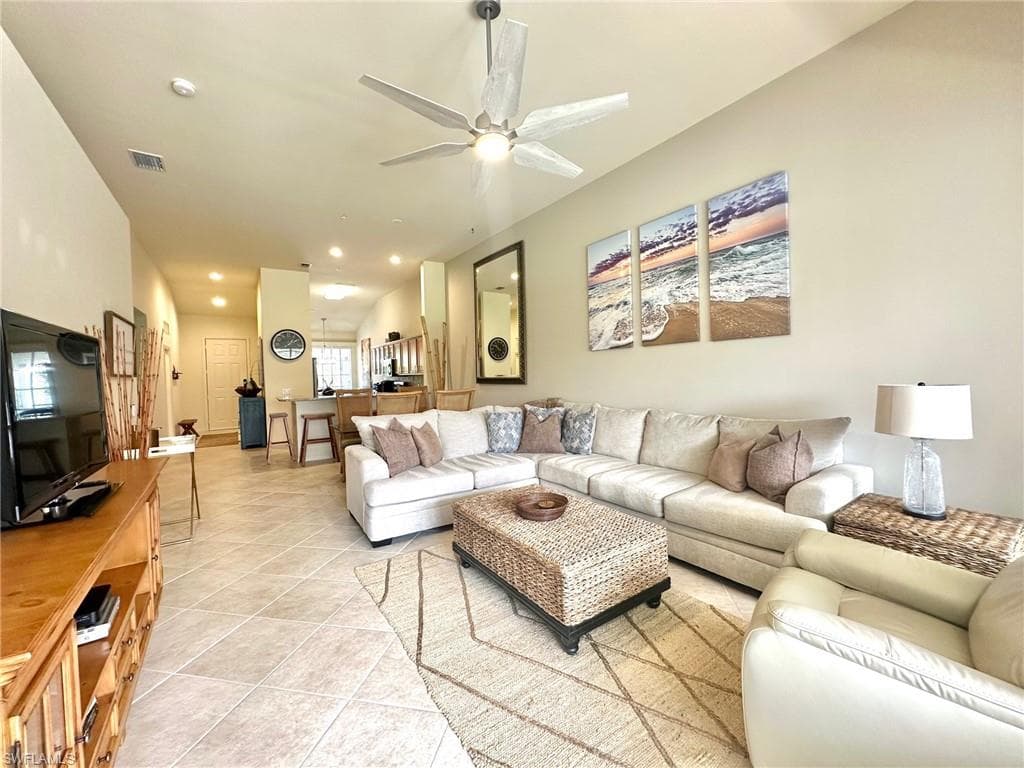 11041 Corsia Trieste WAY 204-15