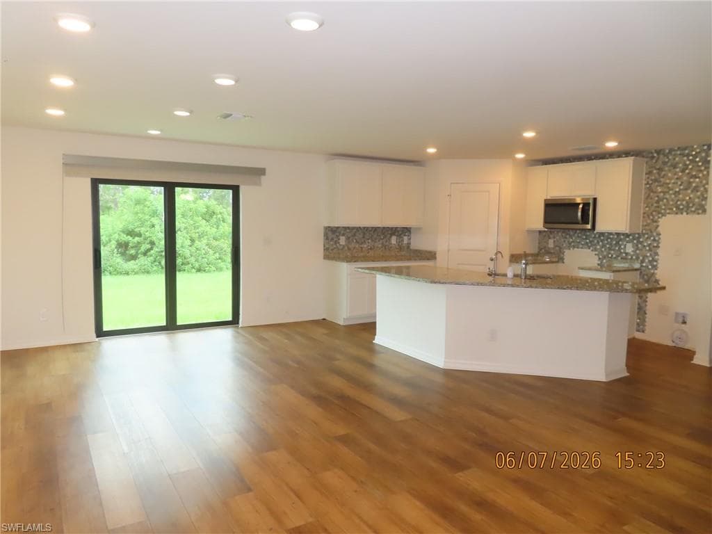 178 Blackstone DR-3