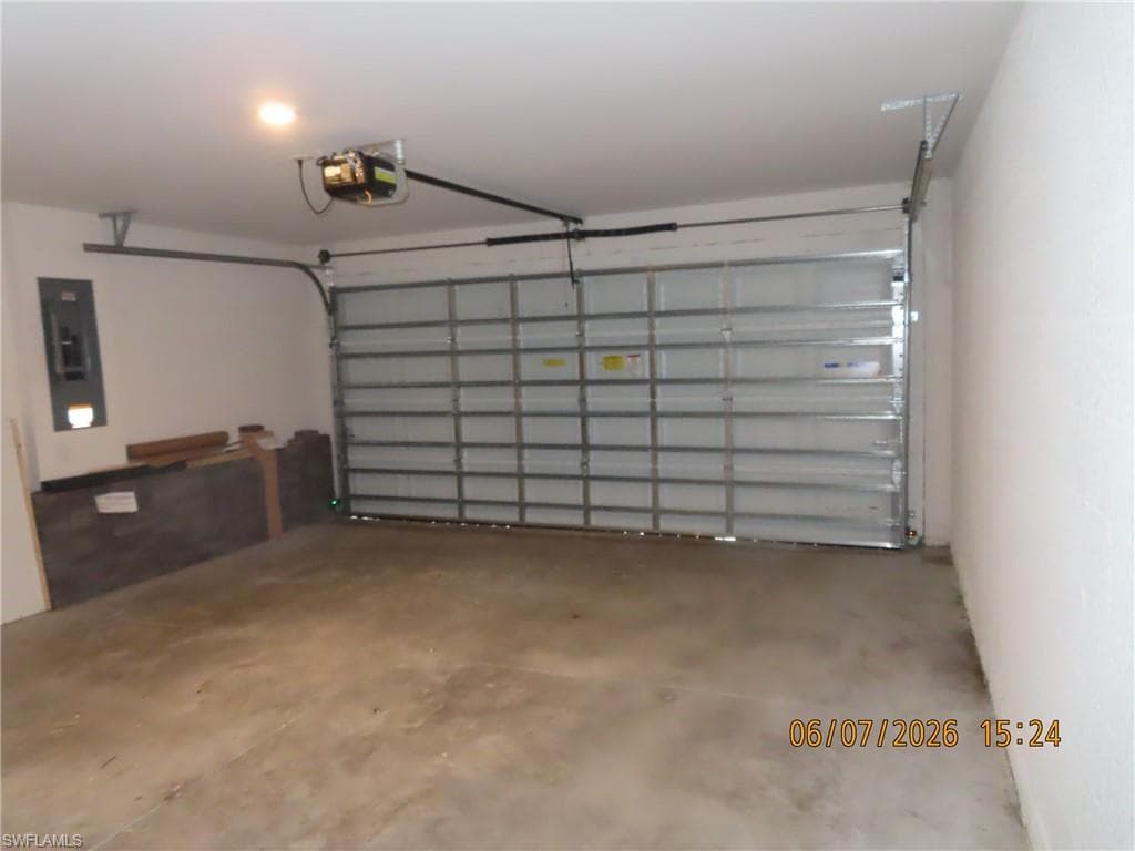 178 Blackstone DR-9