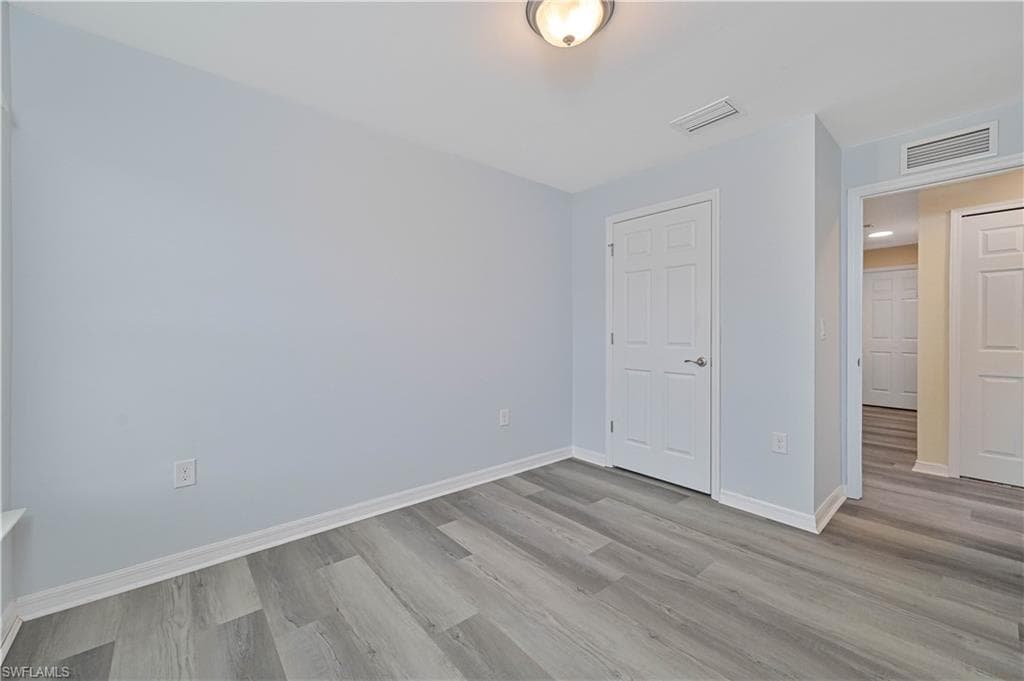 3739 Crofton CT-27