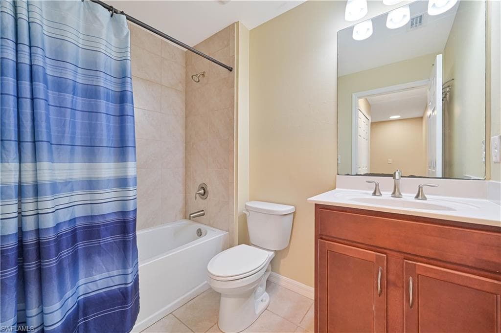 3739 Crofton CT-32