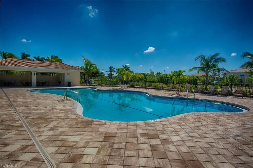 3739 Crofton CT-38