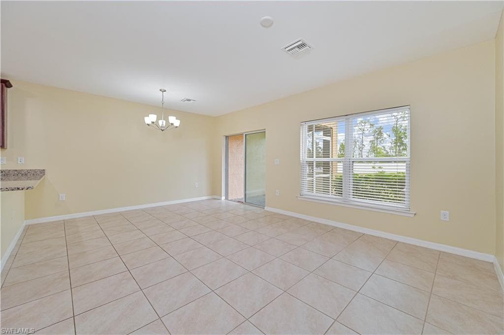 3739 Crofton CT-14