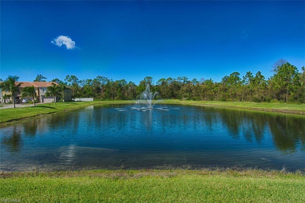 3739 Crofton CT-40