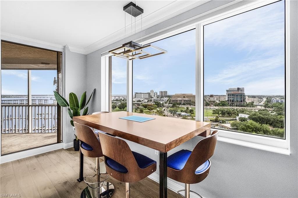 2090 W First ST 1210-16
