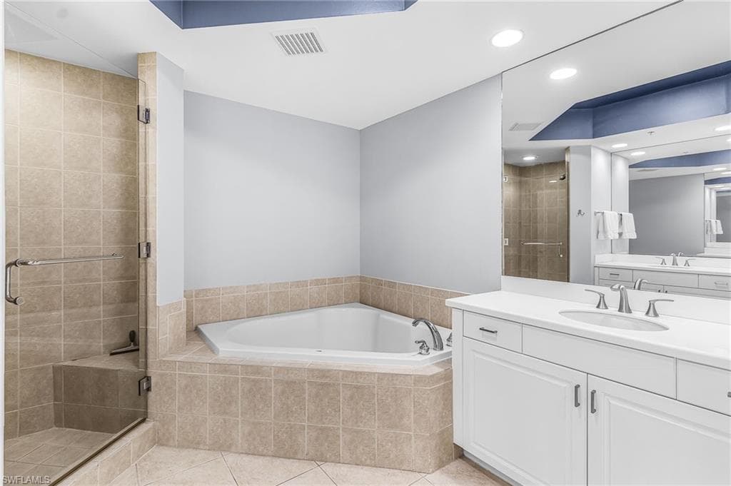 2090 W First ST 1210-20
