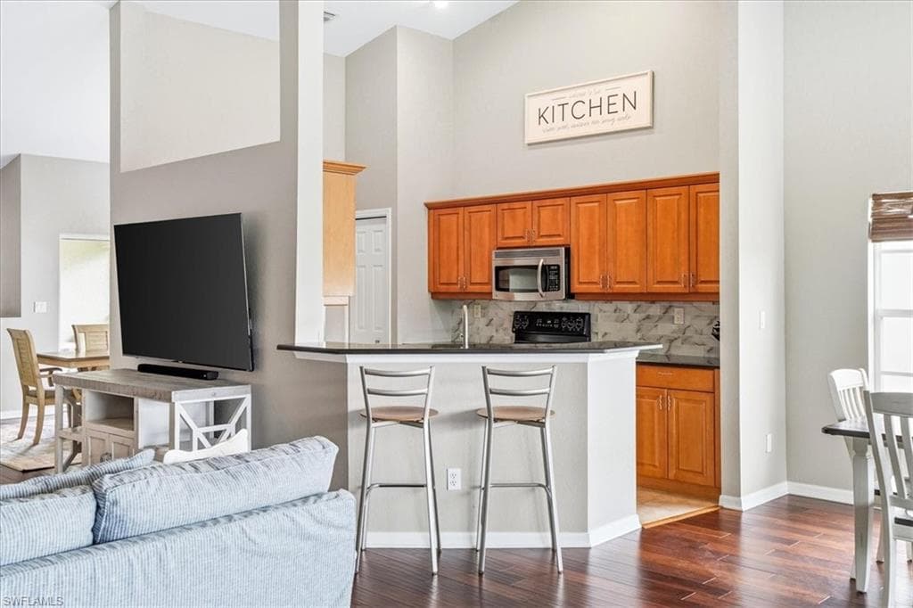 5615 Sherborn DR 201-9