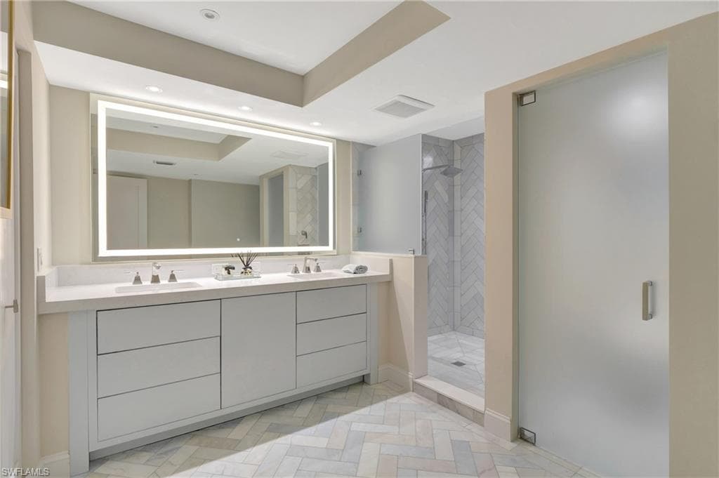 2357 Gulf Shore BLVD N 107-13