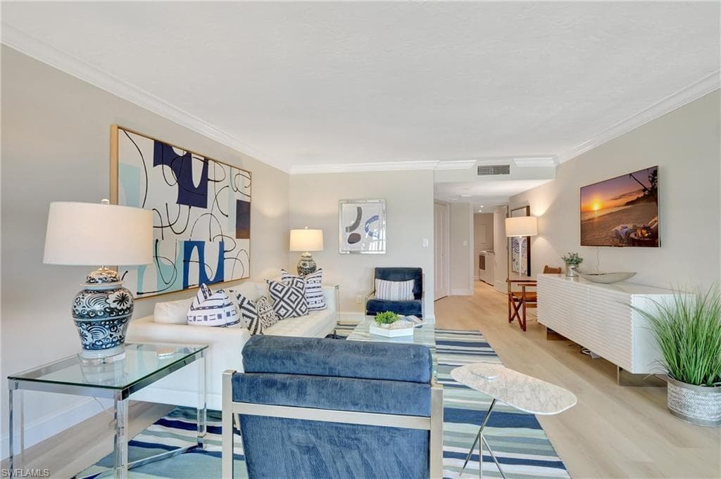 2357 Gulf Shore BLVD N 107-7