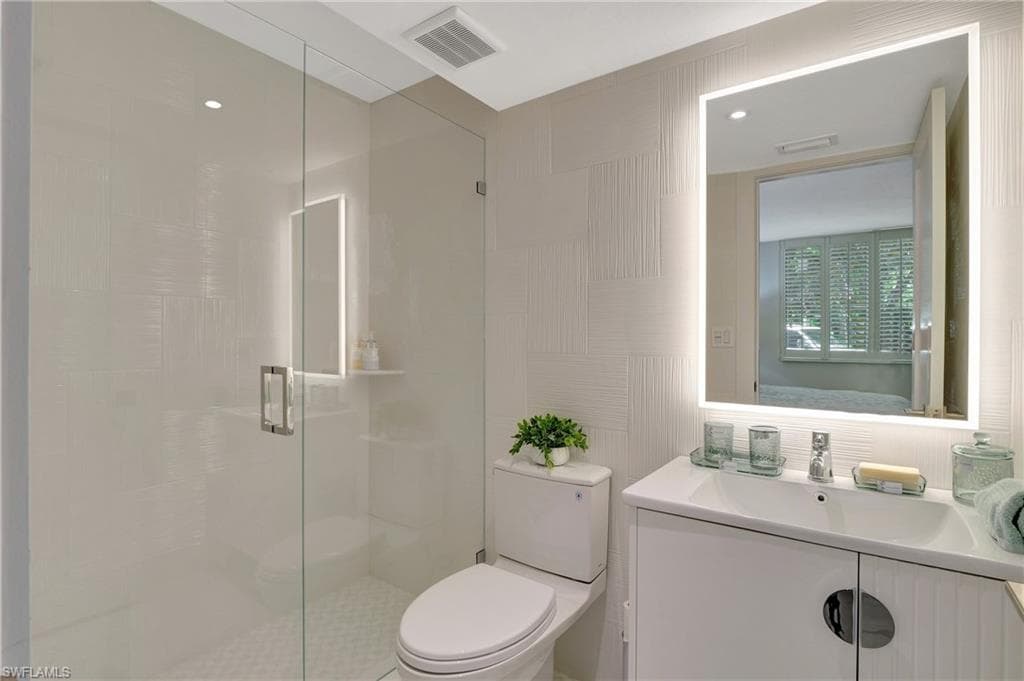 2357 Gulf Shore BLVD N 107-20