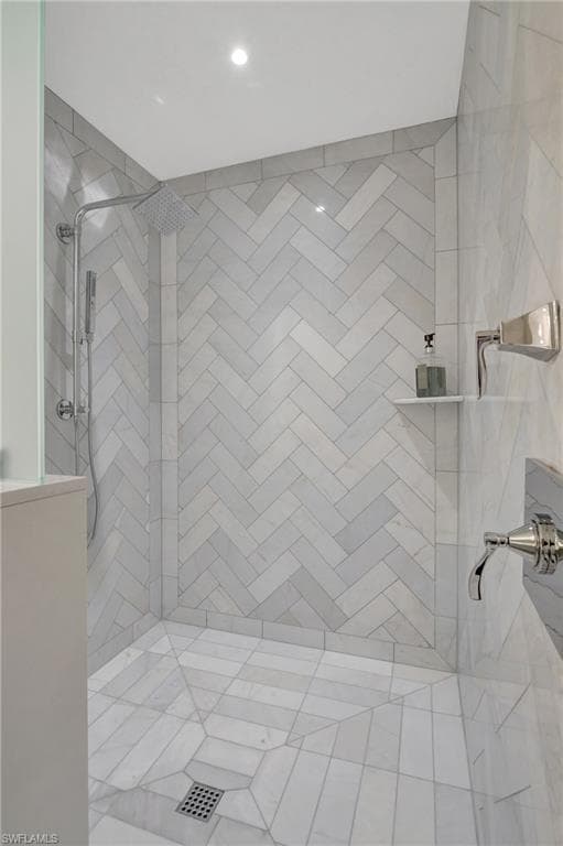2357 Gulf Shore BLVD N 107-15