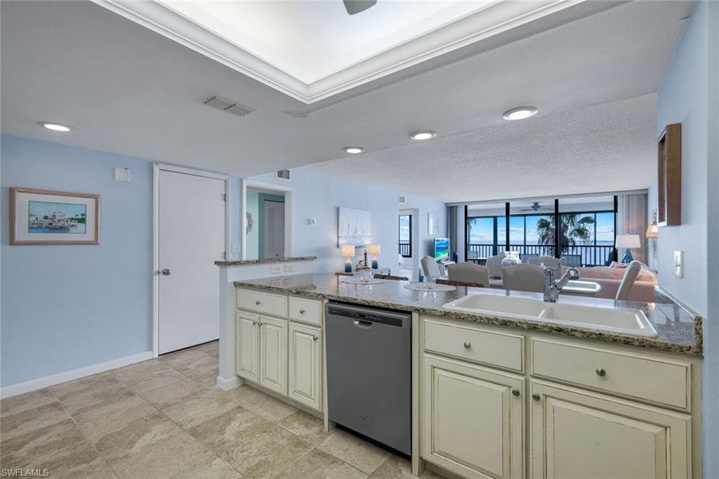 15021 Punta Rassa RD 402-9