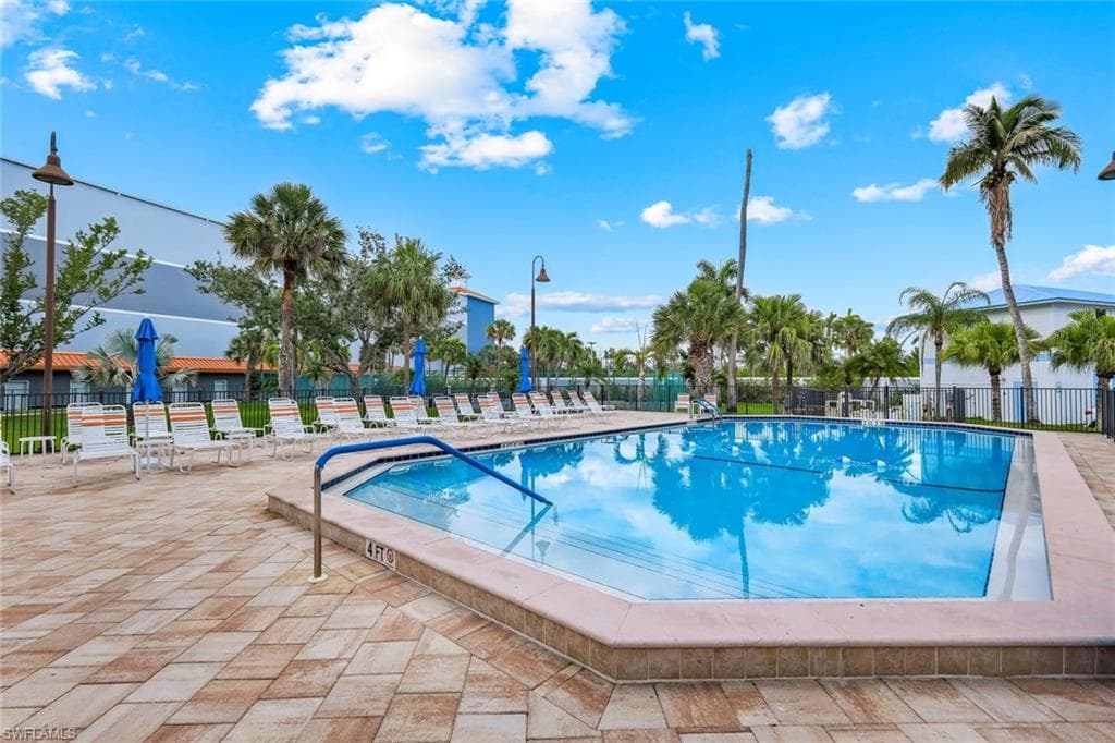 15021 Punta Rassa RD 402-25