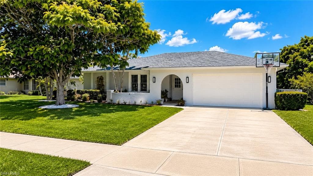 1089 Nottingham DR-1
