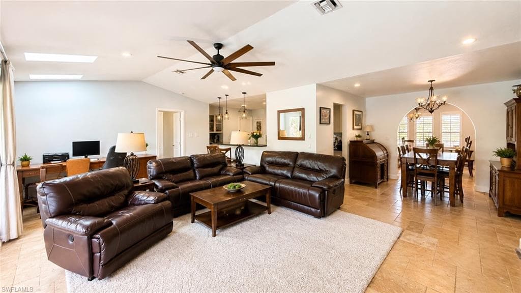 1089 Nottingham DR-9