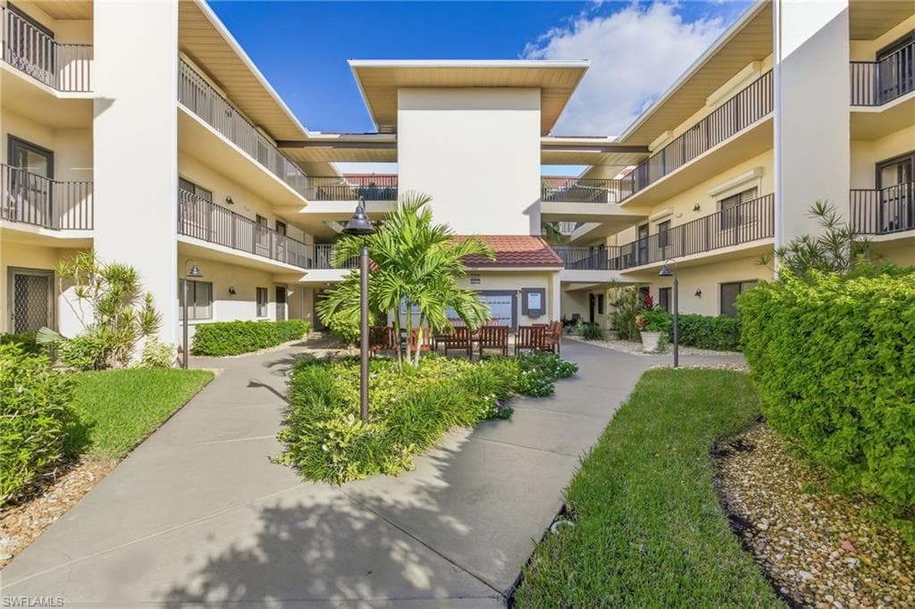 11250 Caravel CIR 306-30