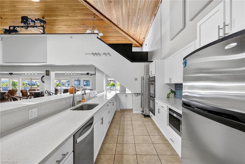 11250 Caravel CIR 306-33