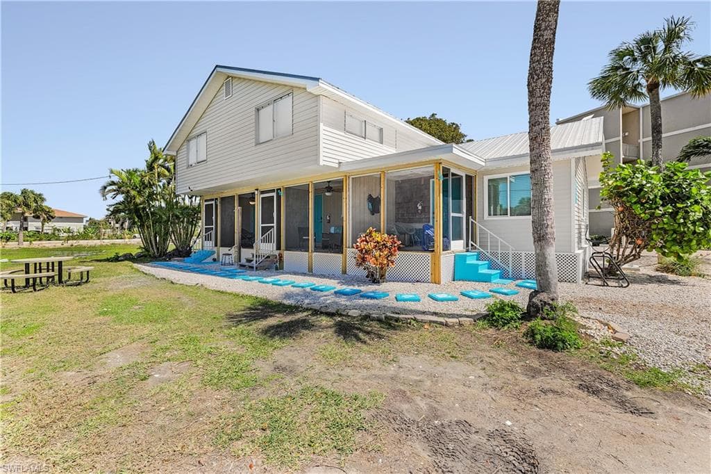 610 Donax ST 311-27
