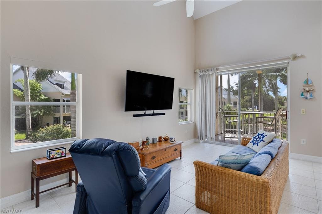 3593 Edgewood AVE-22