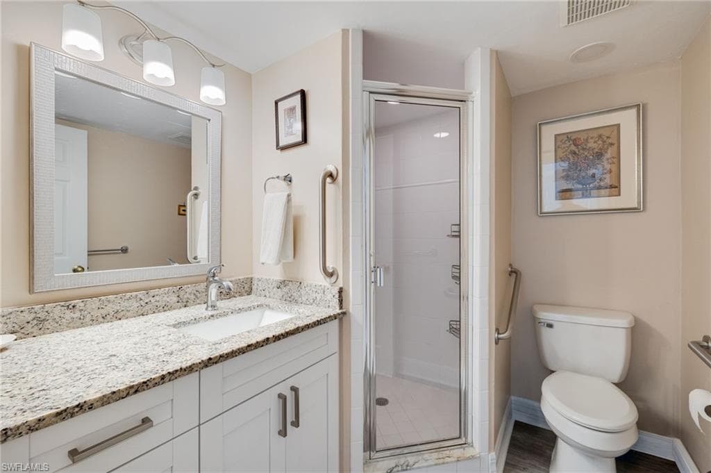 3593 Edgewood AVE-24