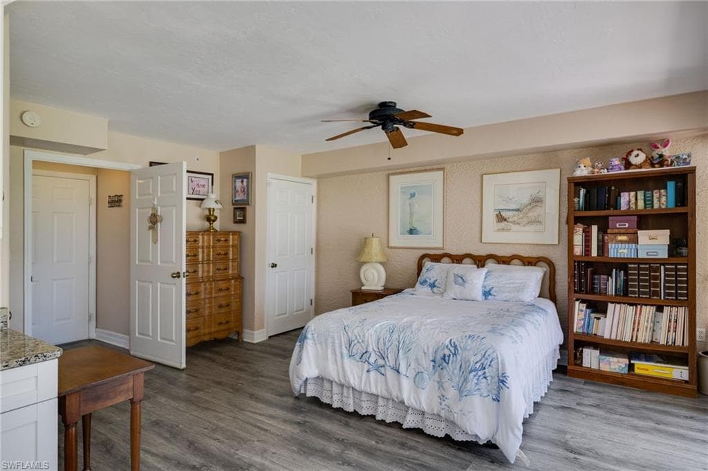 3593 Edgewood AVE-18