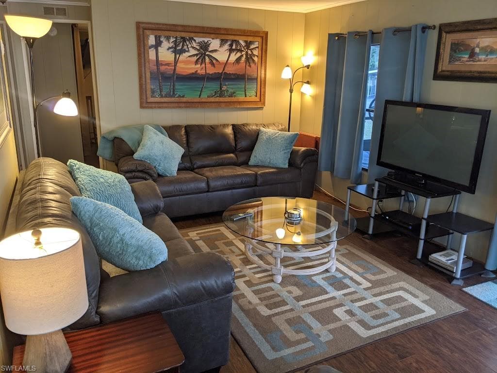 10011 Merion CT-7